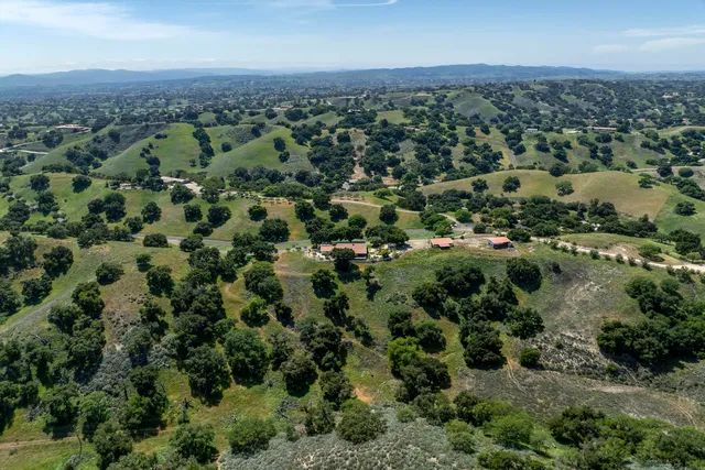 $2,495,000 | 3776 Live Oak Road, Santa Ynez, CA 93460
