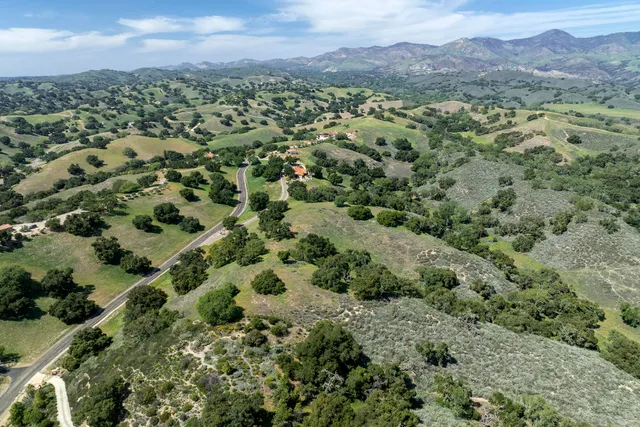 $2,495,000 | 3776 Live Oak Road, Santa Ynez, CA 93460