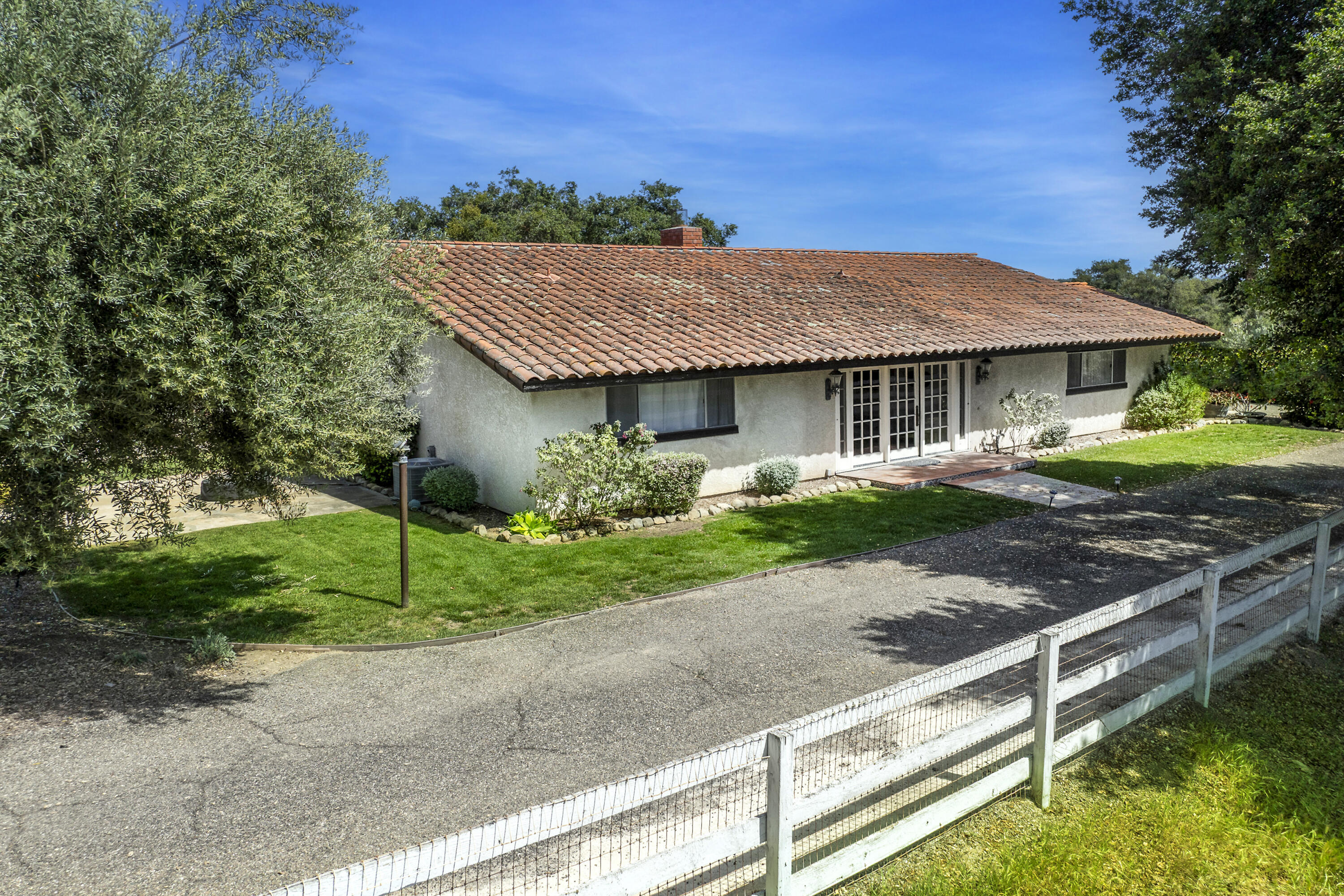 3776 Live Oak Road Santa Ynez, CA 93460 - Photo 4 of 36 LO 08