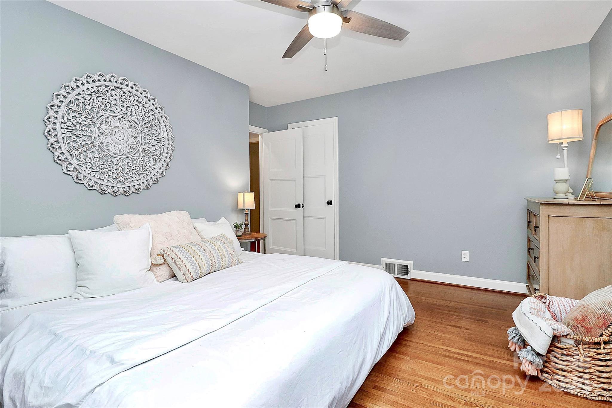 6423 Pella Road Charlotte, NC 28211 - Photo 24 of 36 Gallery Image 24