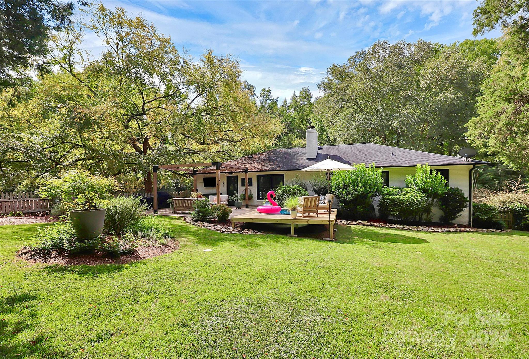 6423 Pella Road Charlotte, NC 28211 - Photo 32 of 36 Gallery Image 32