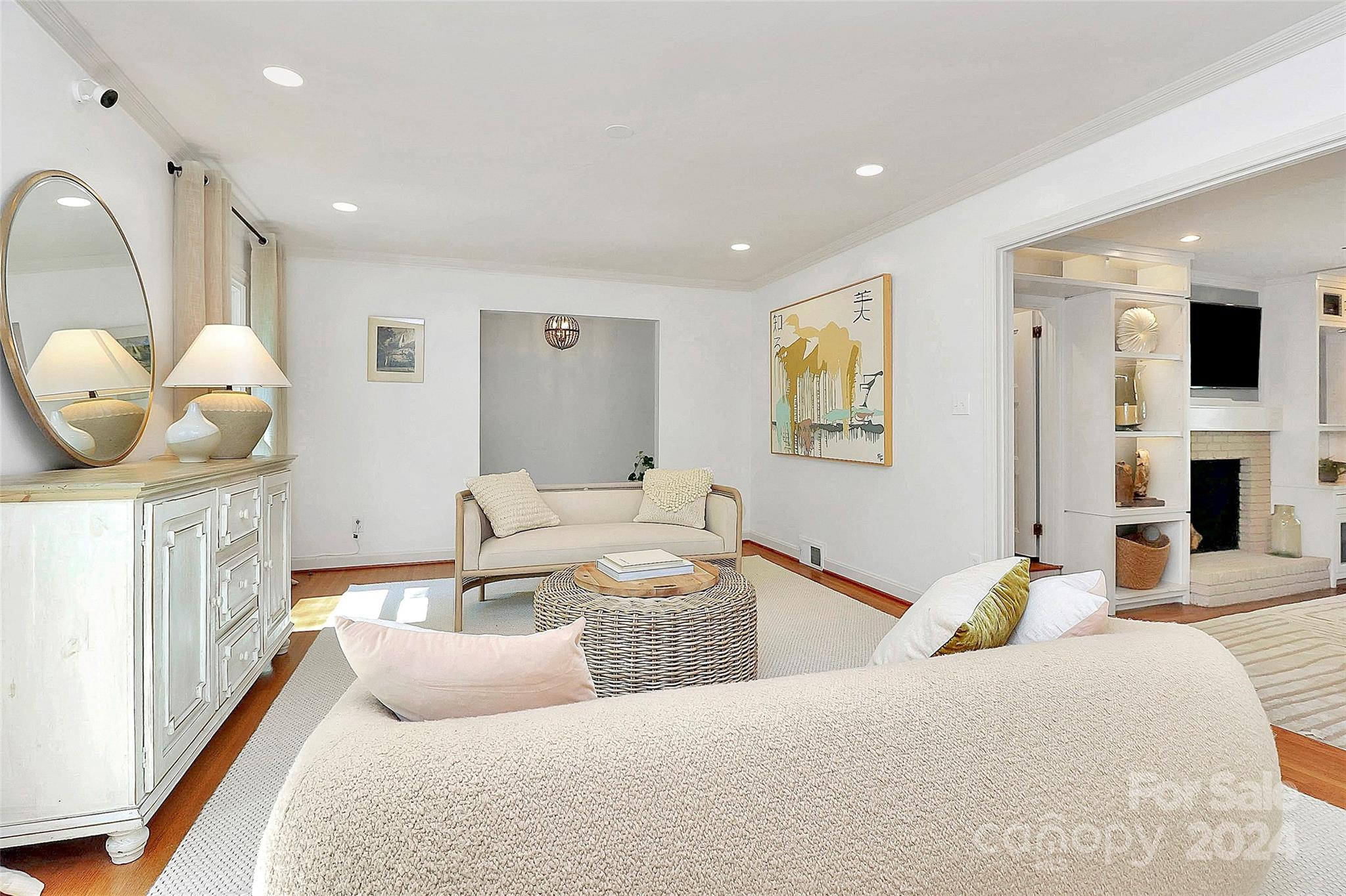 6423 Pella Road Charlotte, NC 28211 - Photo 7 of 36 Gallery Image 7