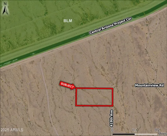 a close up of a street sign