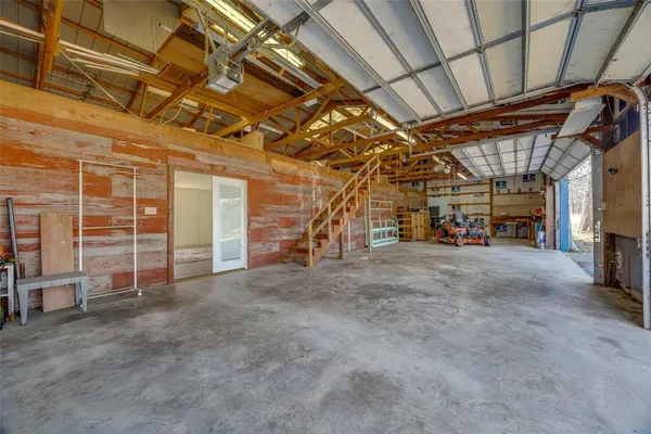 $725,000 | 2101 County Road 2716, Honey Grove, TX 75446
