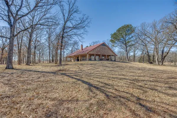 $725,000 | 2101 County Road 2716, Honey Grove, TX 75446