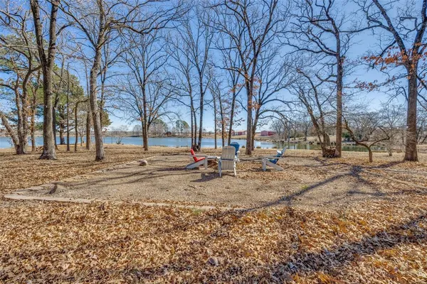 $725,000 | 2101 County Road 2716, Honey Grove, TX 75446