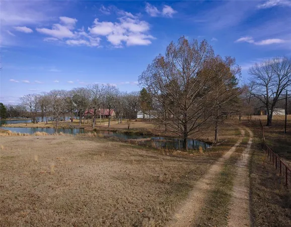 $725,000 | 2101 County Road 2716, Honey Grove, TX 75446