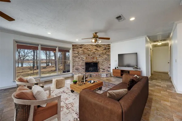 $725,000 | 2101 County Road 2716, Honey Grove, TX 75446