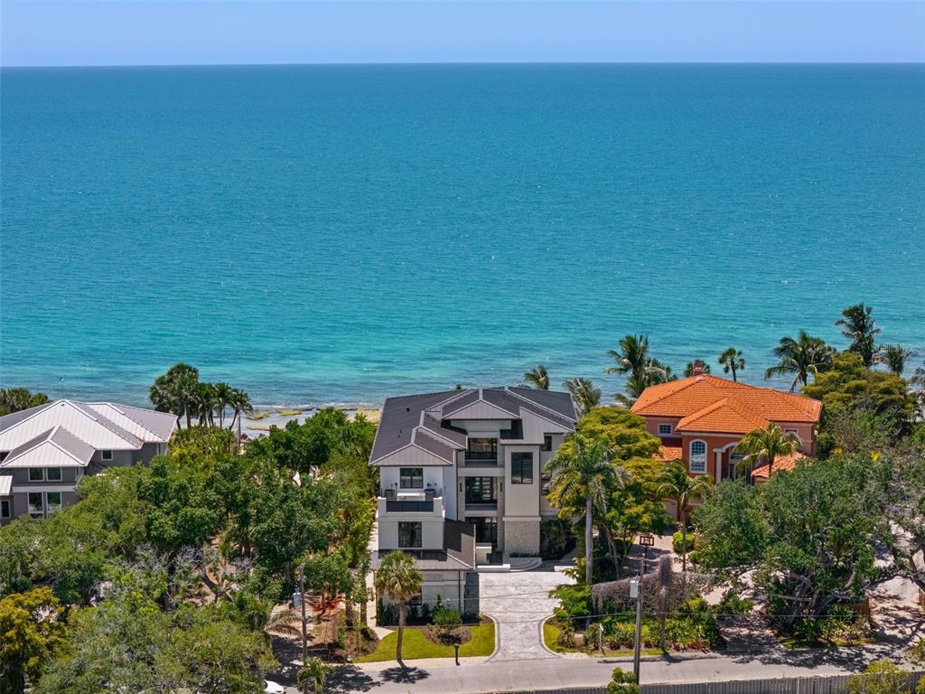 7324 Point Of Rocks Road Sarasota, FL 34242 - Photo 10 of 95