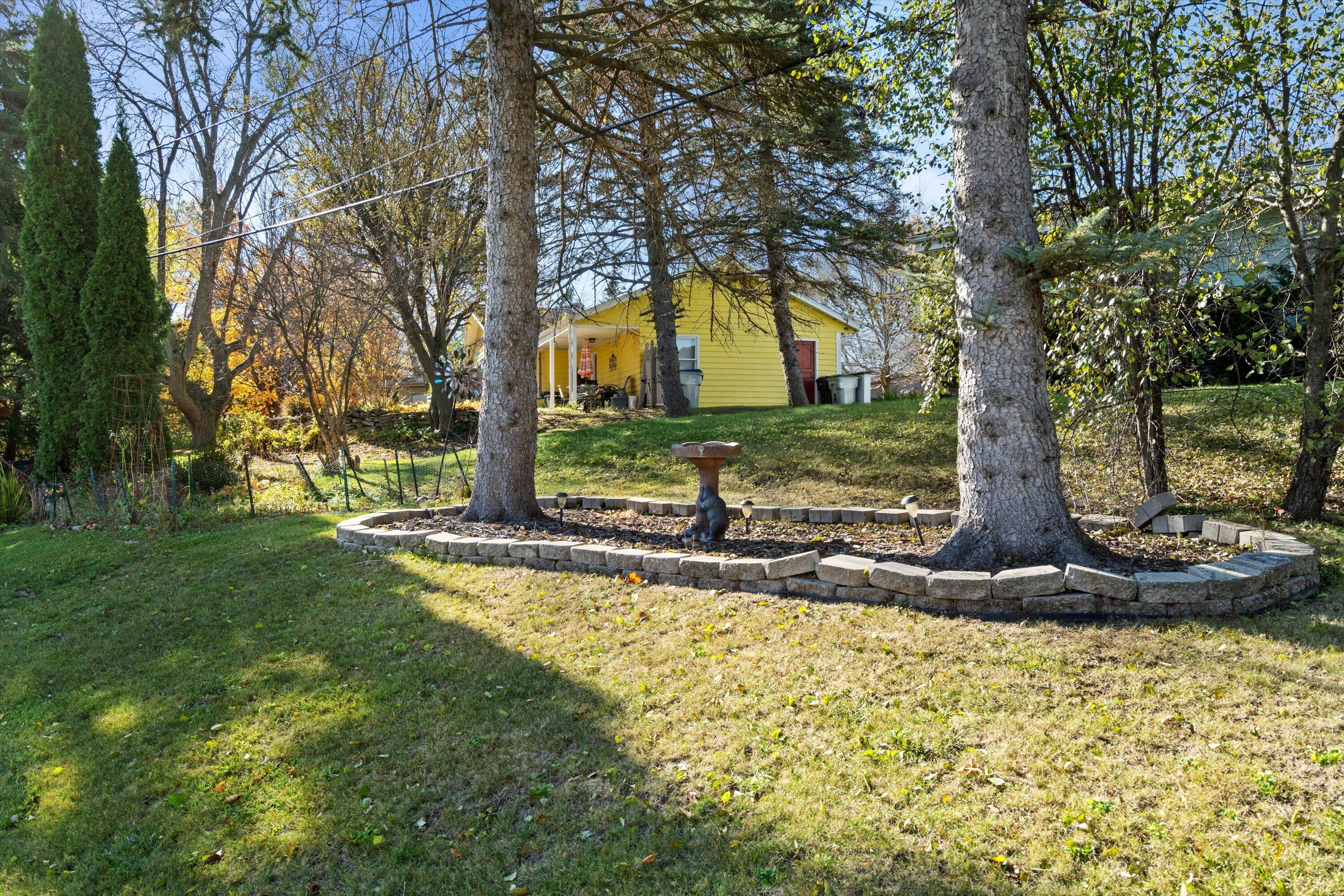 7503 North 39th Street Milwaukee, WI 53209 - Photo 23 of 26 Backyard