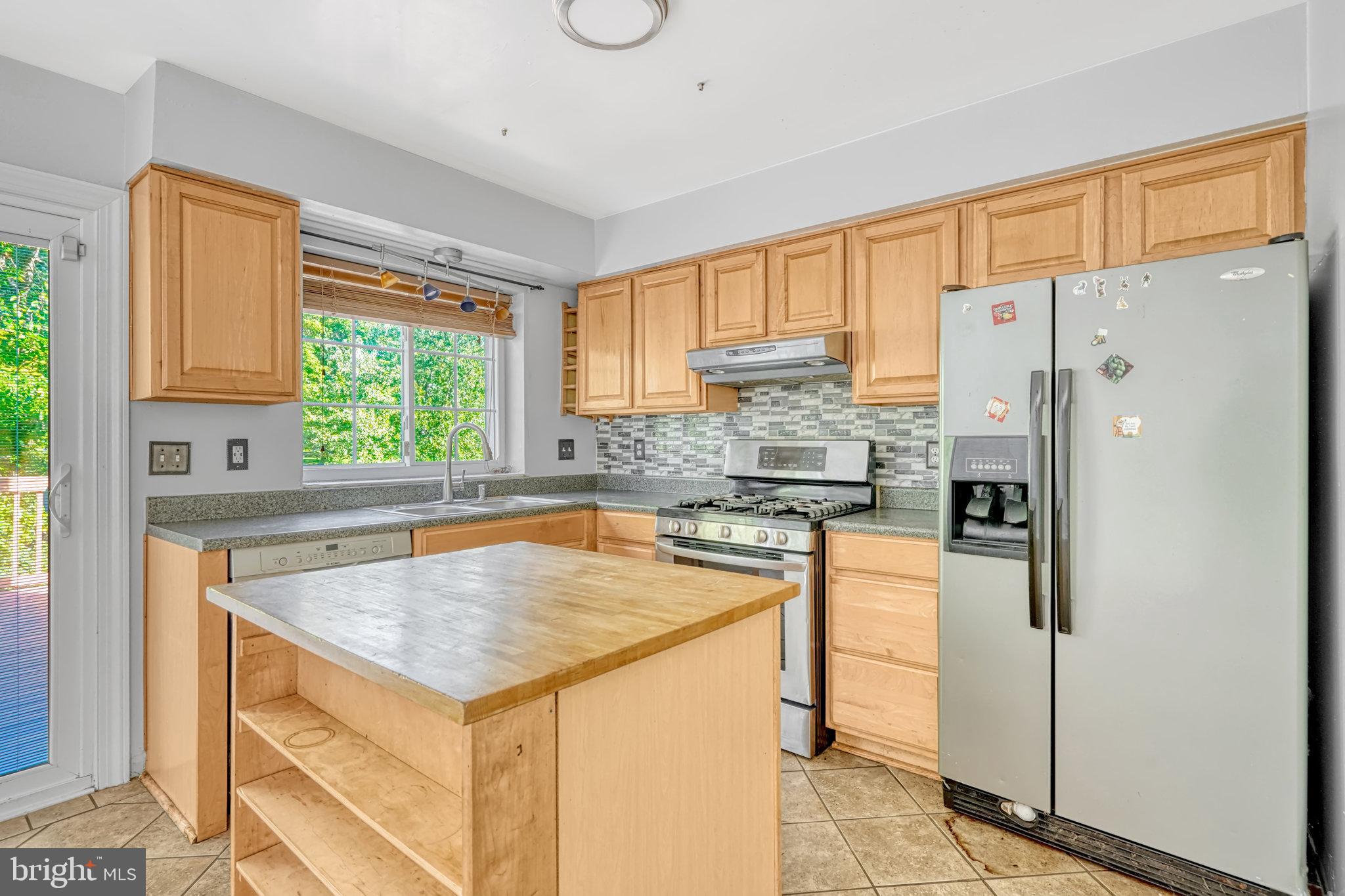 14728 Basingstoke Loop Centreville, VA 20120 - Photo 10 of 30
