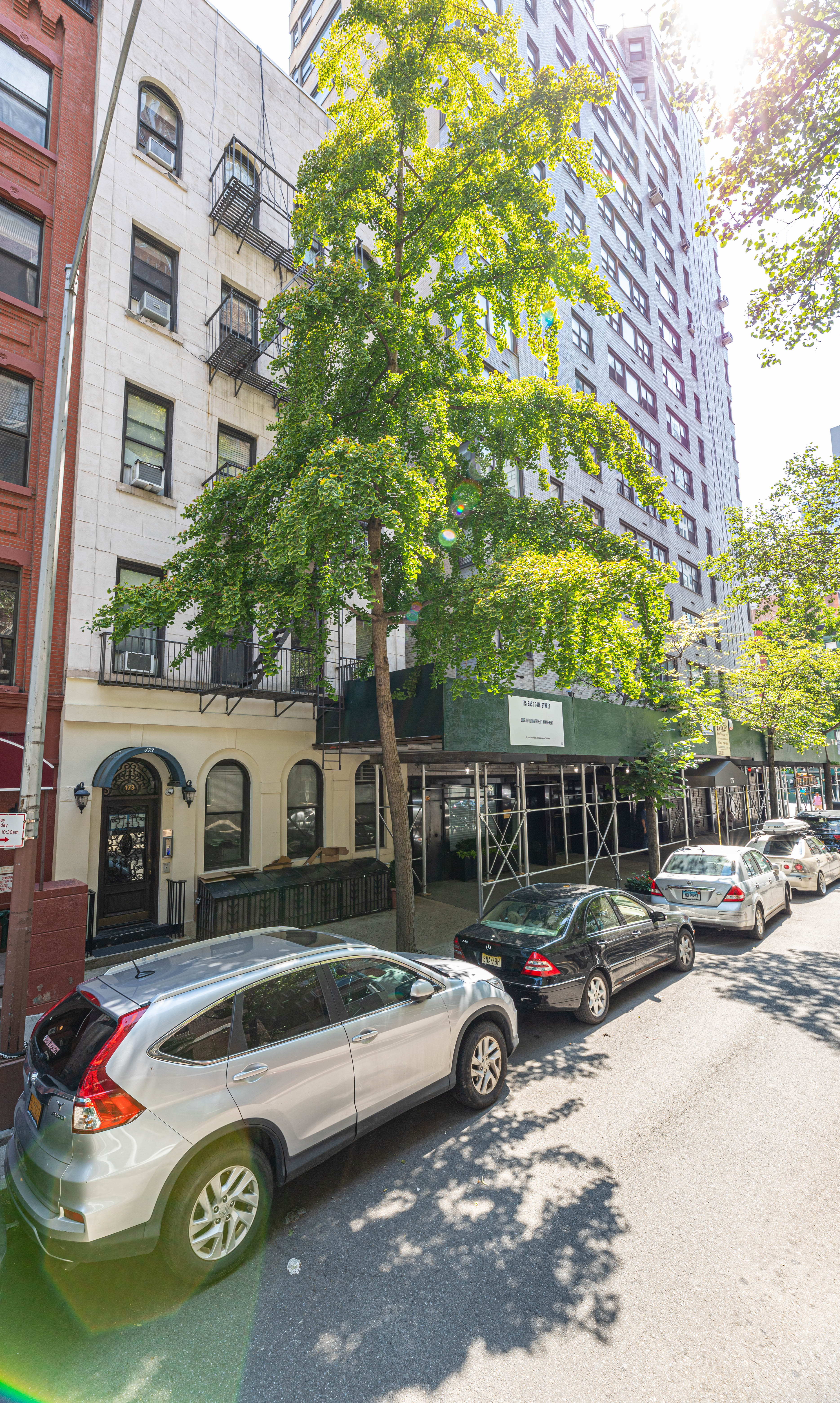 173 East 74th Street, Unit 2C Manhattan, NY 10021 - Photo 9 of 10