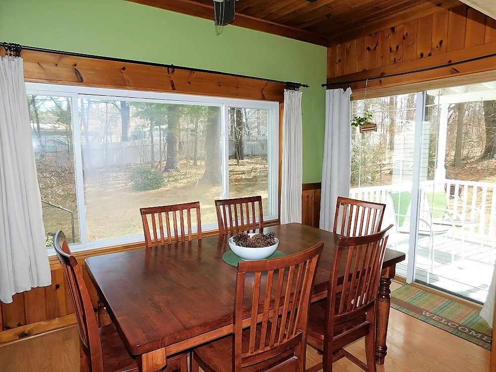 18 Chamberlain Street Rochester, NH 03867 - Photo 7 of 34