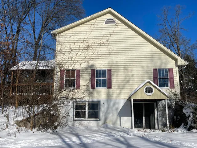 $294,900 | 9710 Rustic Drive, Demotte, IN 46310