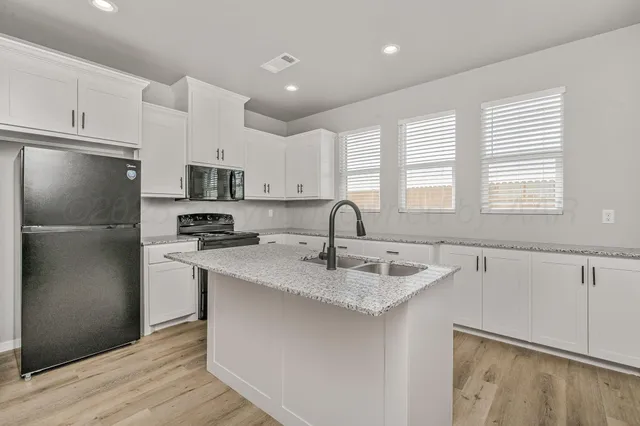 $1,925,000 | 16100 Del Sol Drive, Amarillo, TX 79119