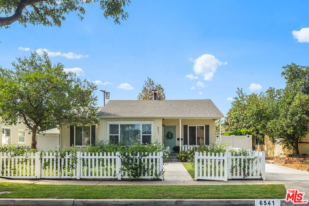 6541 Ruffner Avenue Lake Balboa, CA 91406 - Photo 1 of 26 Gallery Image 1