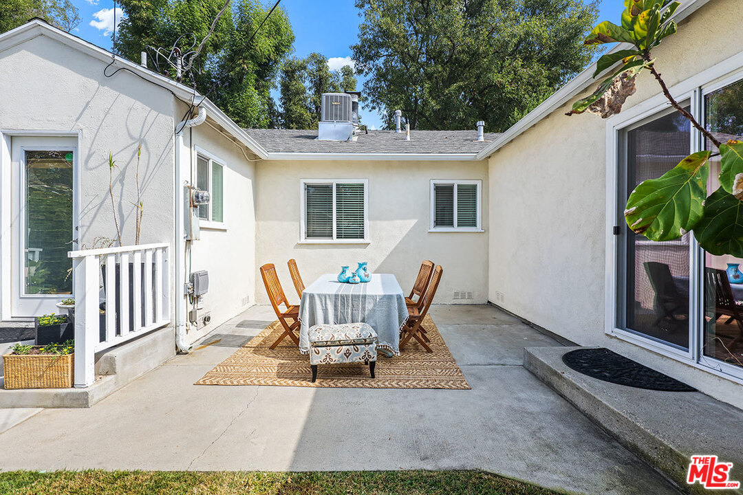 6541 Ruffner Avenue Lake Balboa, CA 91406 - Photo 20 of 26 Gallery Image 20