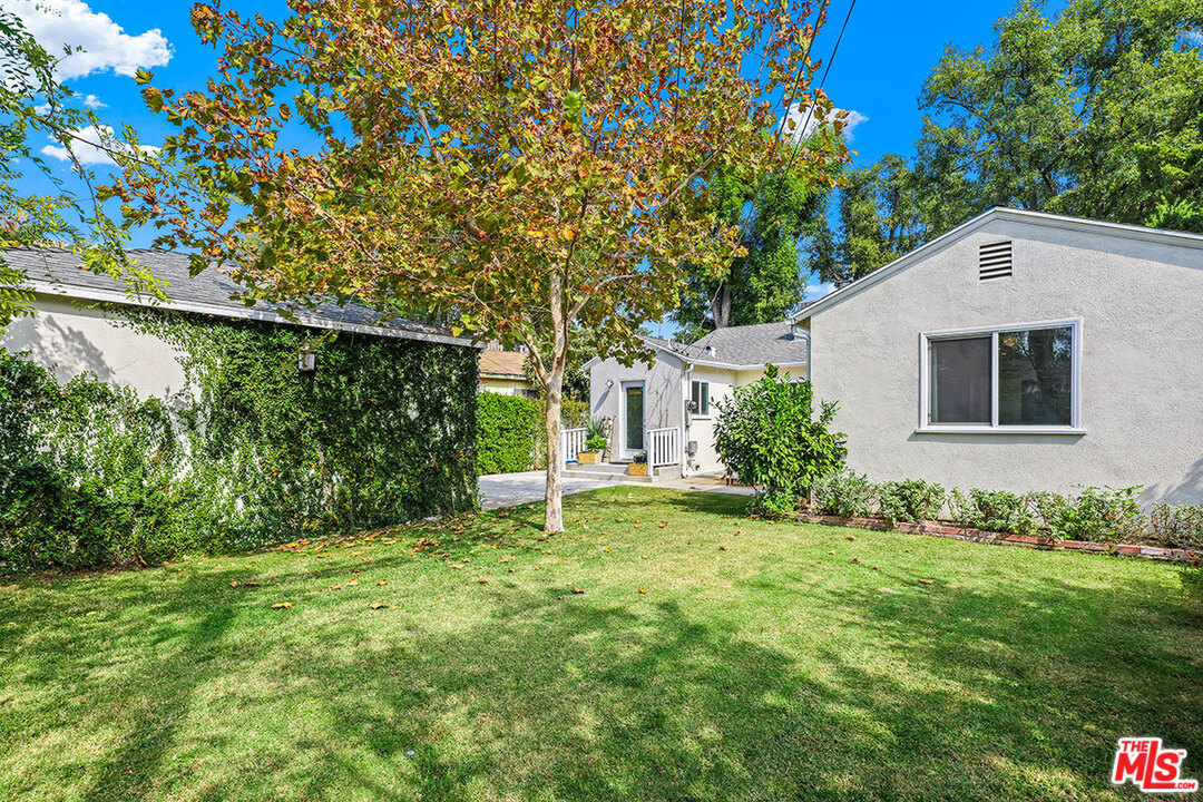 6541 Ruffner Avenue Lake Balboa, CA 91406 - Photo 23 of 26 Gallery Image 23