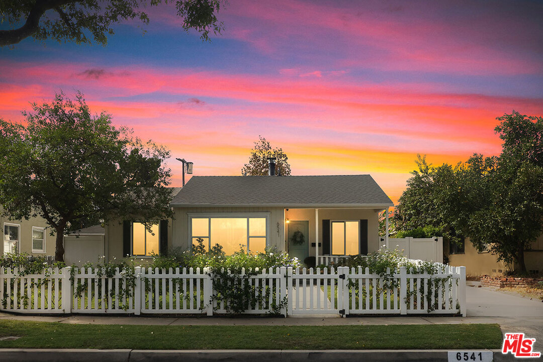 6541 Ruffner Avenue Lake Balboa, CA 91406 - Photo 26 of 26 Gallery Image 26