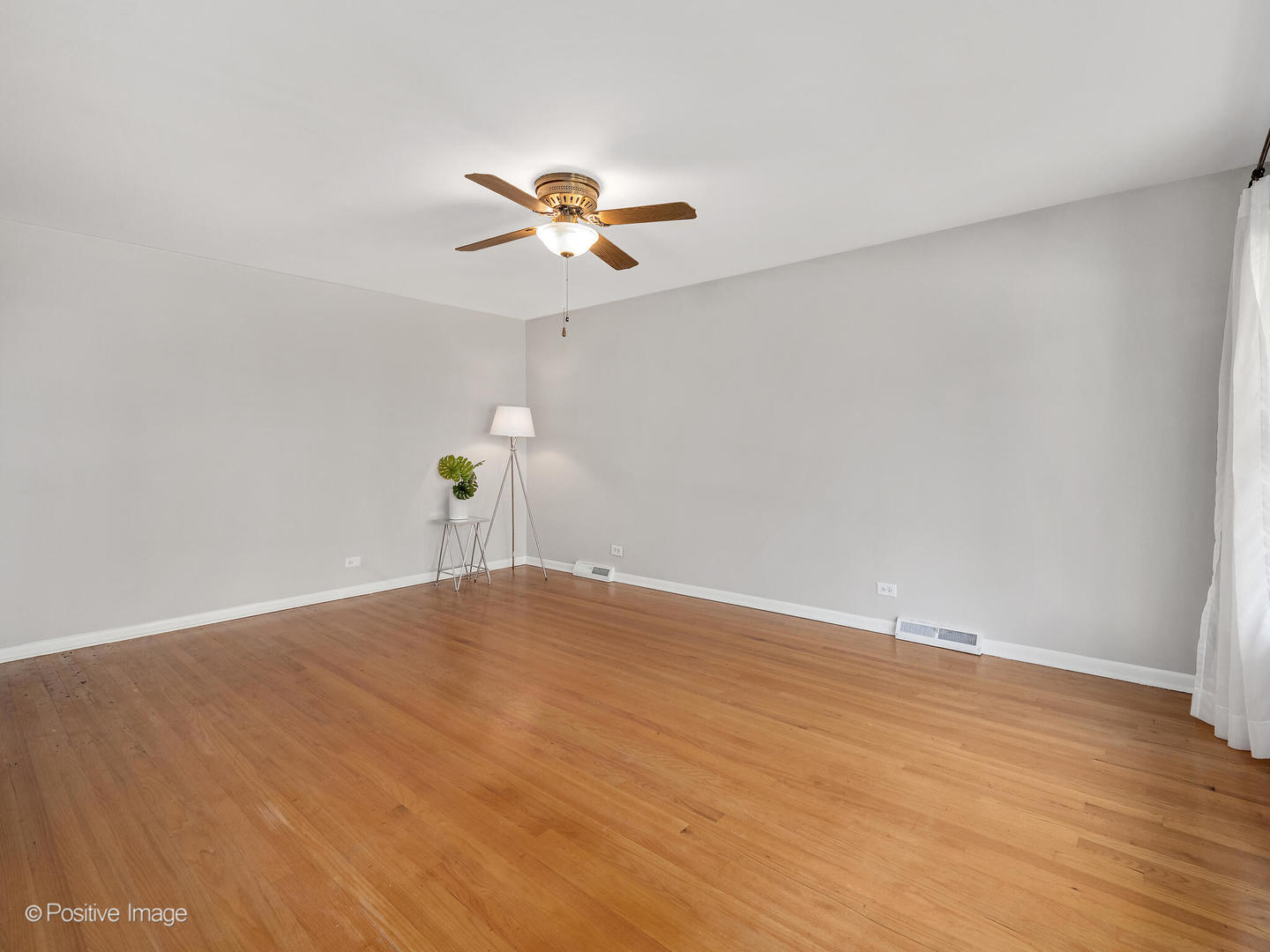 4220 Maple Avenue Brookfield, IL 60513 - Photo 3 of 22 a view of empty room with wooden floor