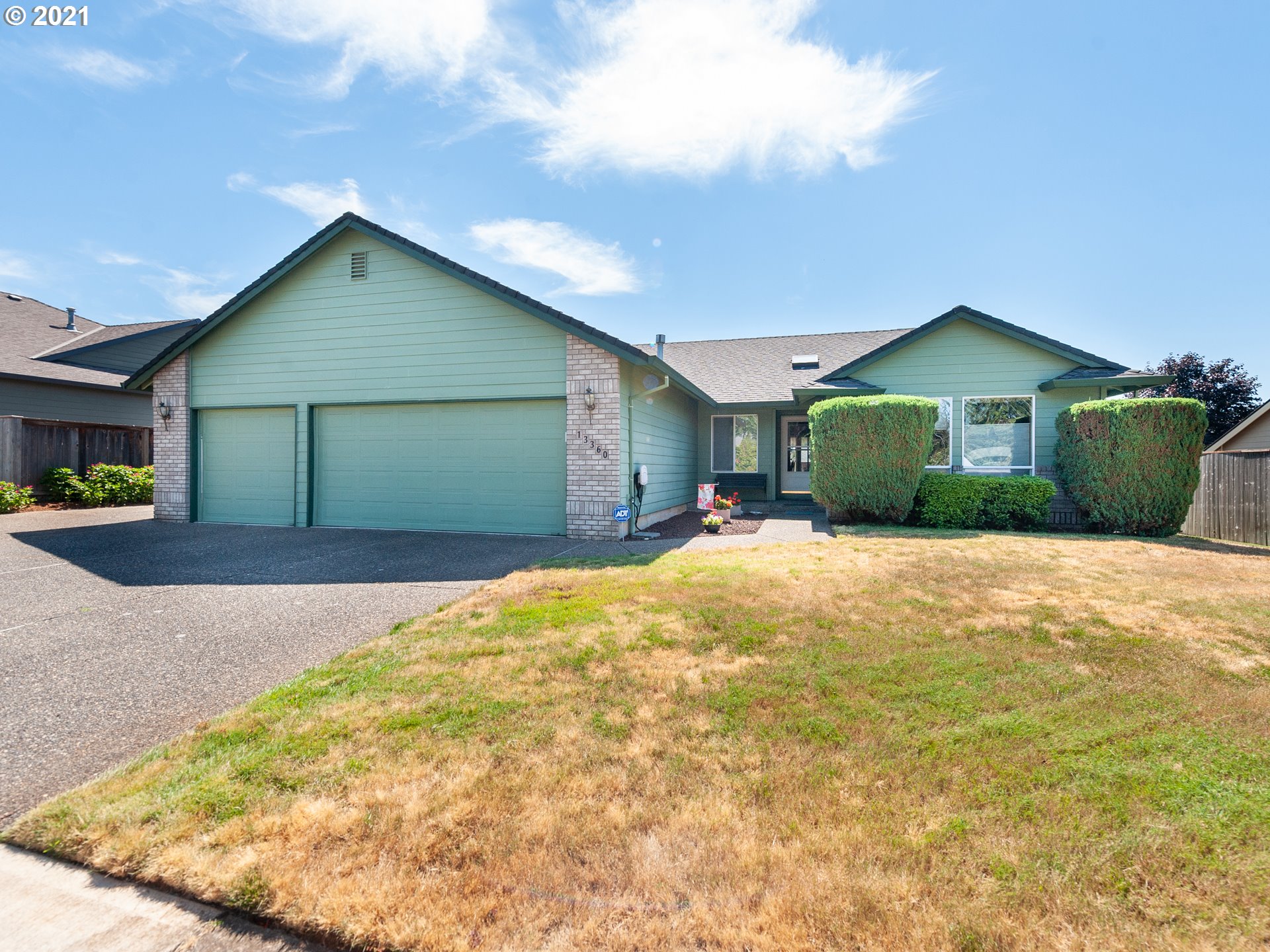 13360 South Nobel Road Oregon City, OR 97045 - Photo 1 of 31 Gallery Image 1