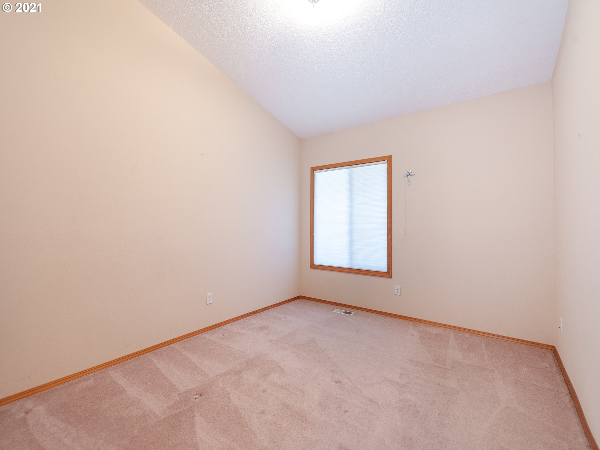 13360 South Nobel Road Oregon City, OR 97045 - Photo 15 of 31 Gallery Image 15