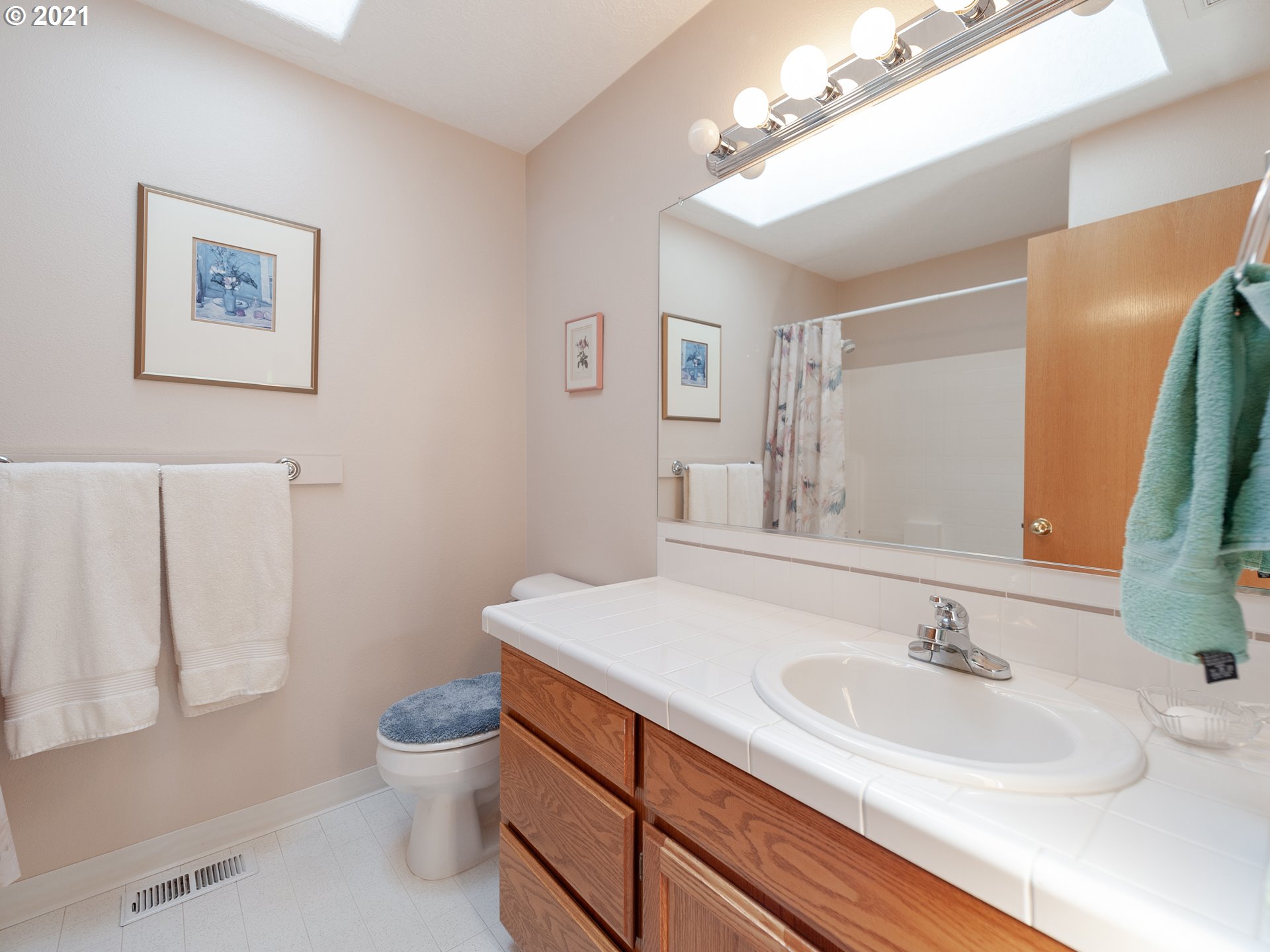 13360 South Nobel Road Oregon City, OR 97045 - Photo 17 of 31 Gallery Image 17