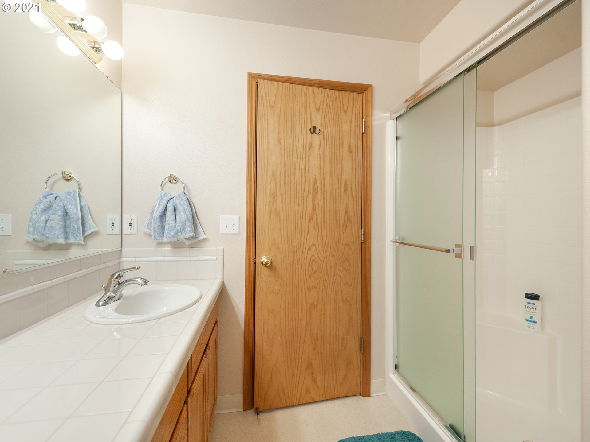 13360 South Nobel Road Oregon City, OR 97045 - Photo 23 of 31 Gallery Image 23