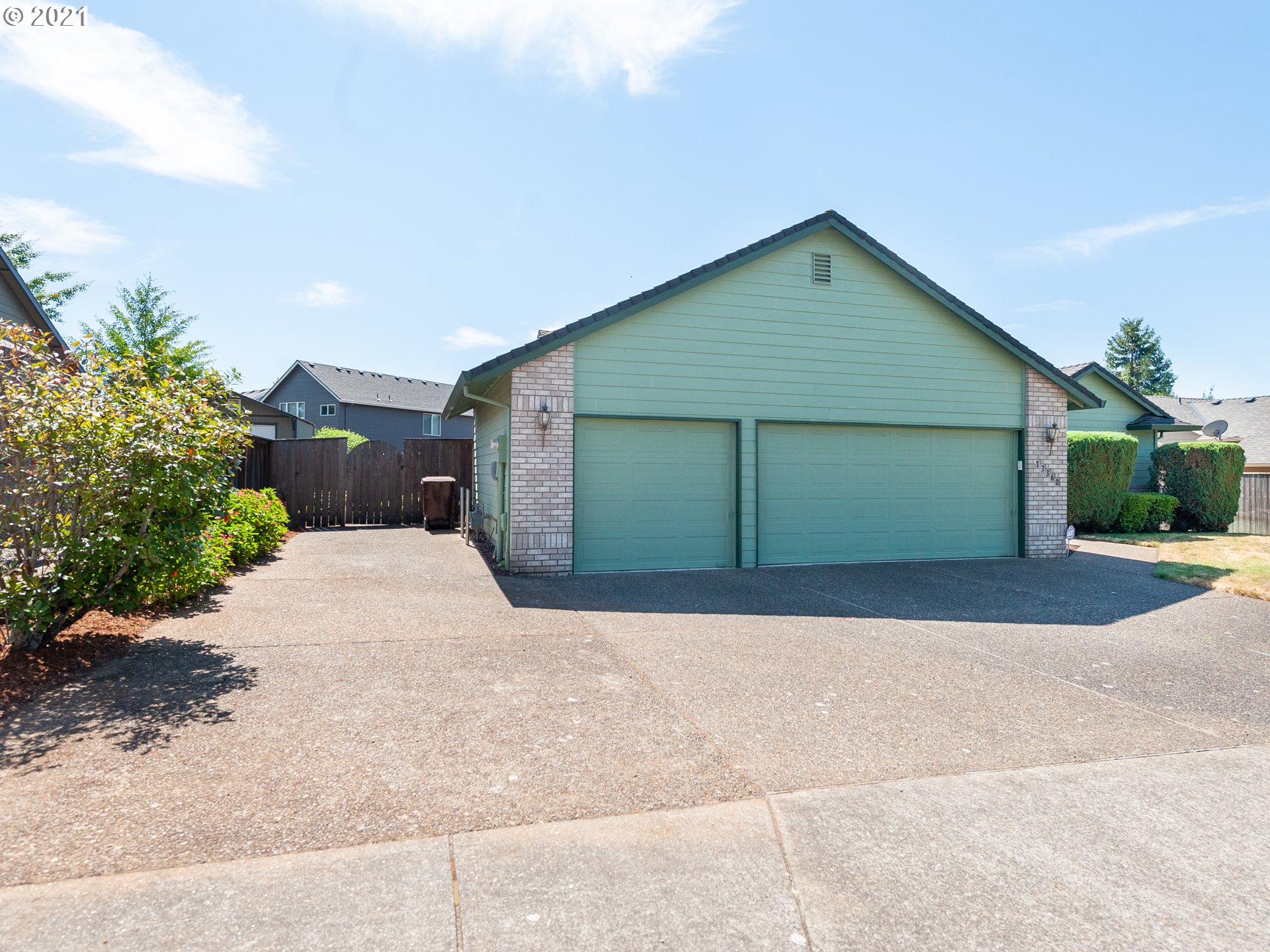 13360 South Nobel Road Oregon City, OR 97045 - Photo 4 of 31 Gallery Image 4