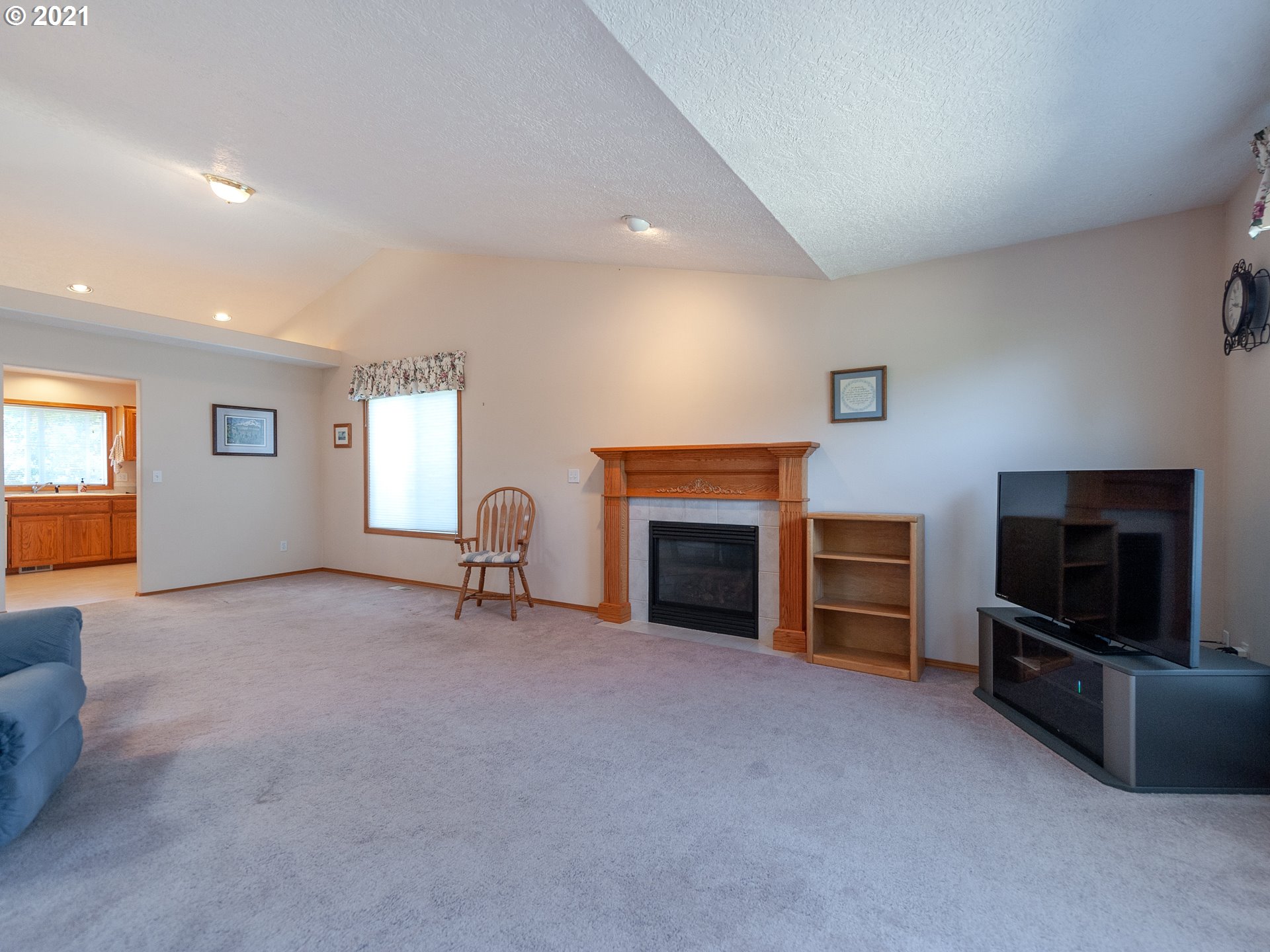 13360 South Nobel Road Oregon City, OR 97045 - Photo 7 of 31 Gallery Image 7