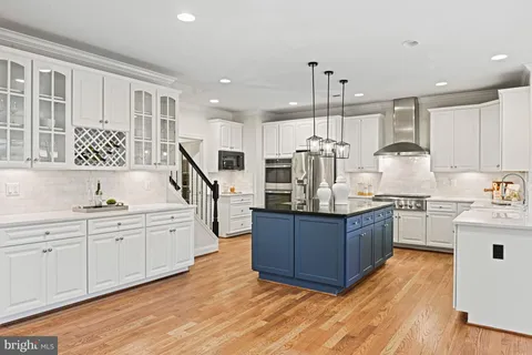 $2,450,000 | 1228 Providence Terrace, McLean, VA 22101