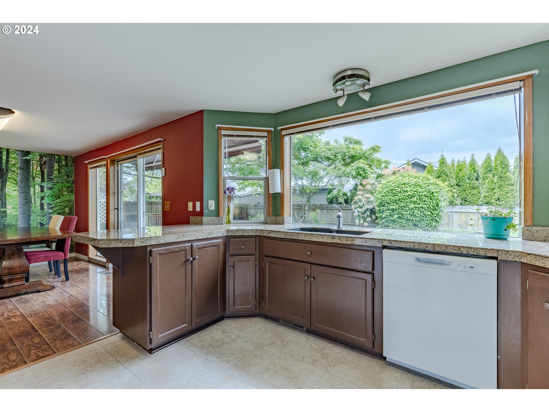 1225 Risden Place Eugene, OR 97404 - Photo 10 of 34 Gallery Image 10