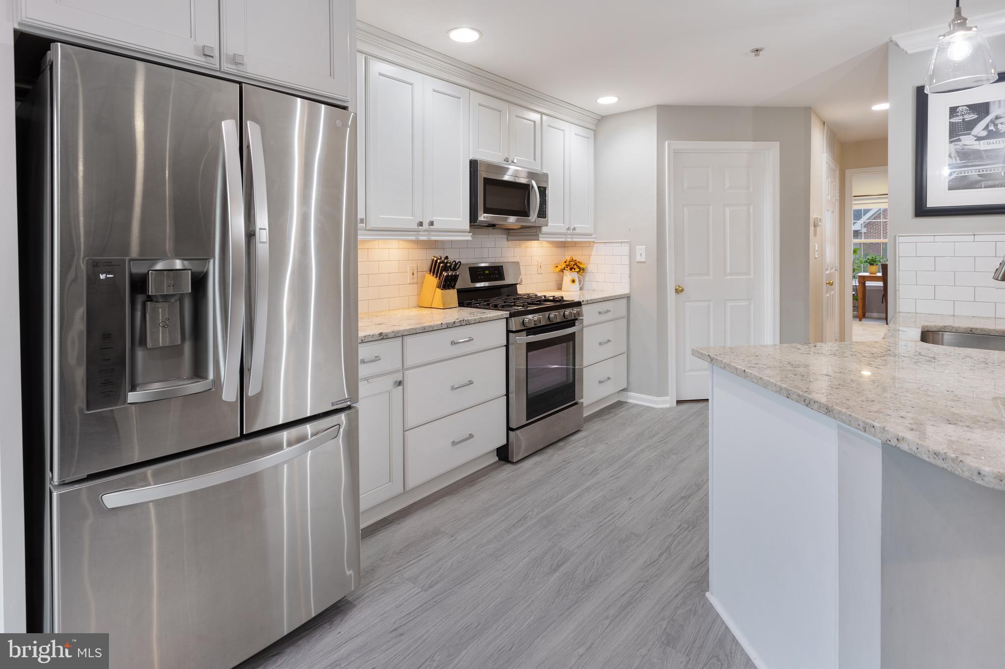 11834 Breton Court, Unit 22B Reston, VA 20191 - Photo 5 of 43