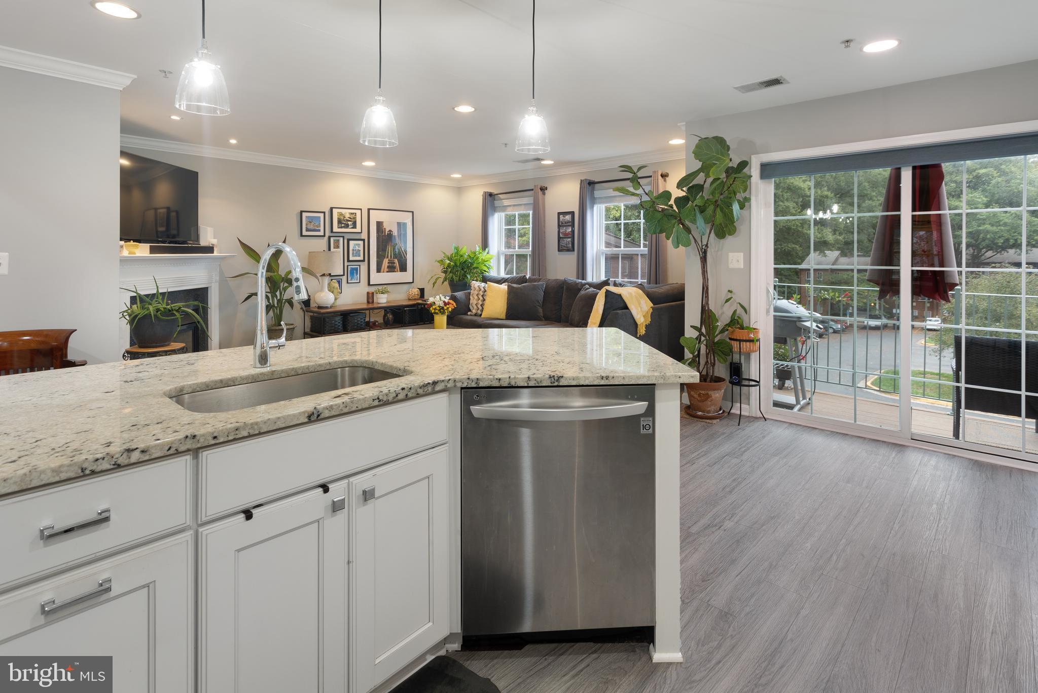 11834 Breton Court, Unit 22B Reston, VA 20191 - Photo 6 of 43