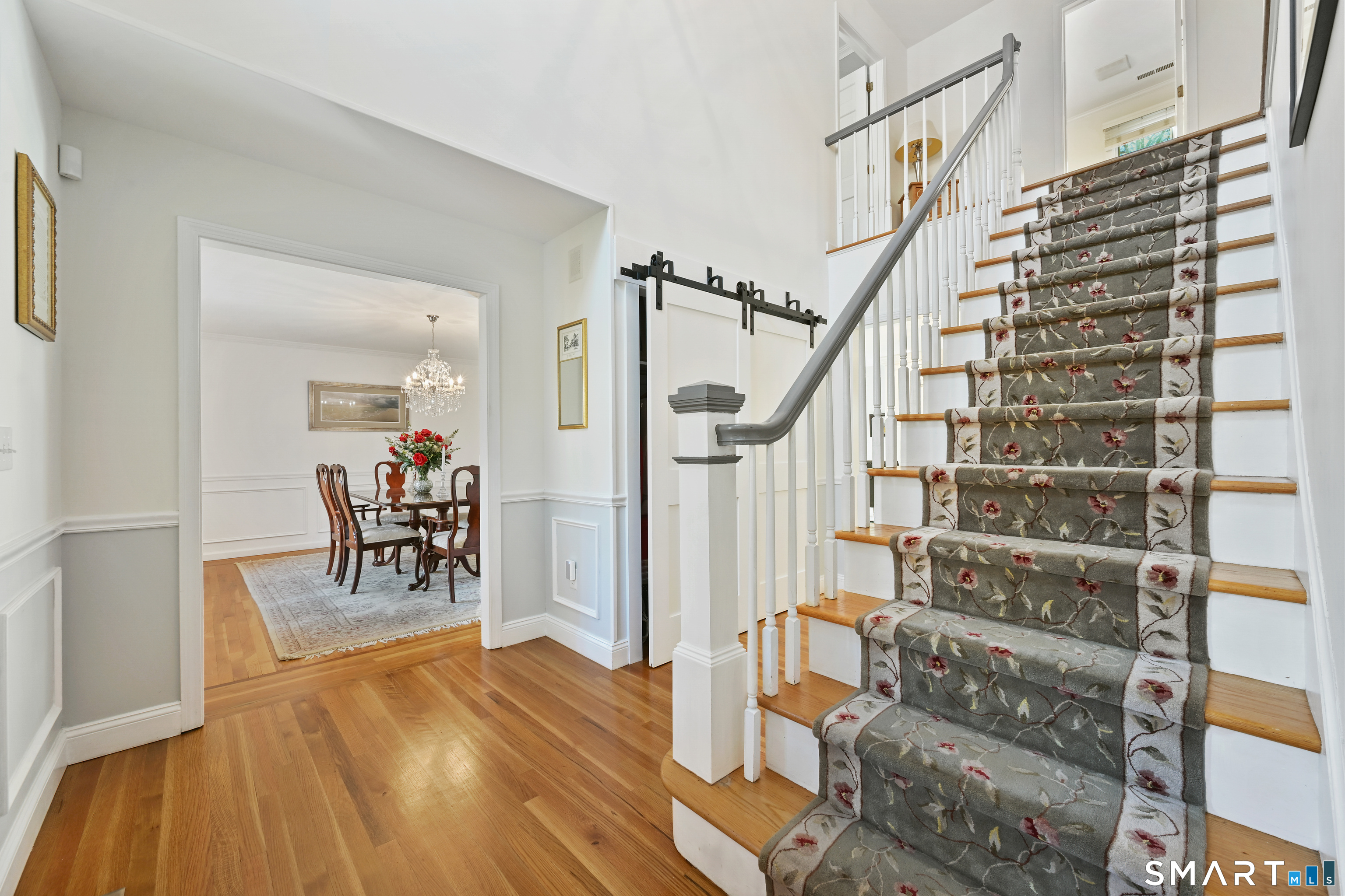 84 Delaware Road Easton, CT 06612 - Photo 3 of 39 a view of entryway and hall with wooden floor
