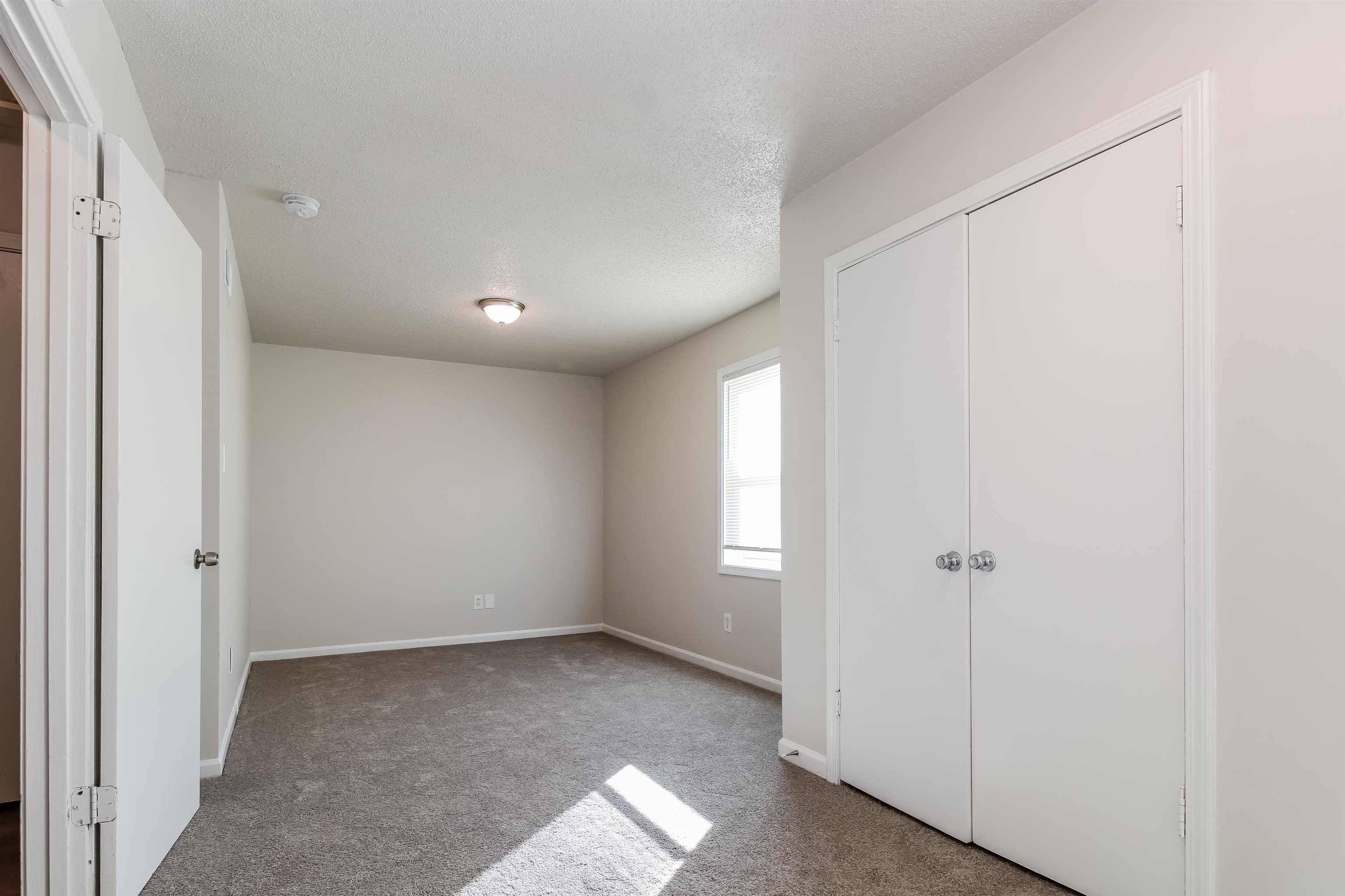 4014 Stowe Street Memphis, TN 38128 - Photo 9 of 16 a view of an empty room