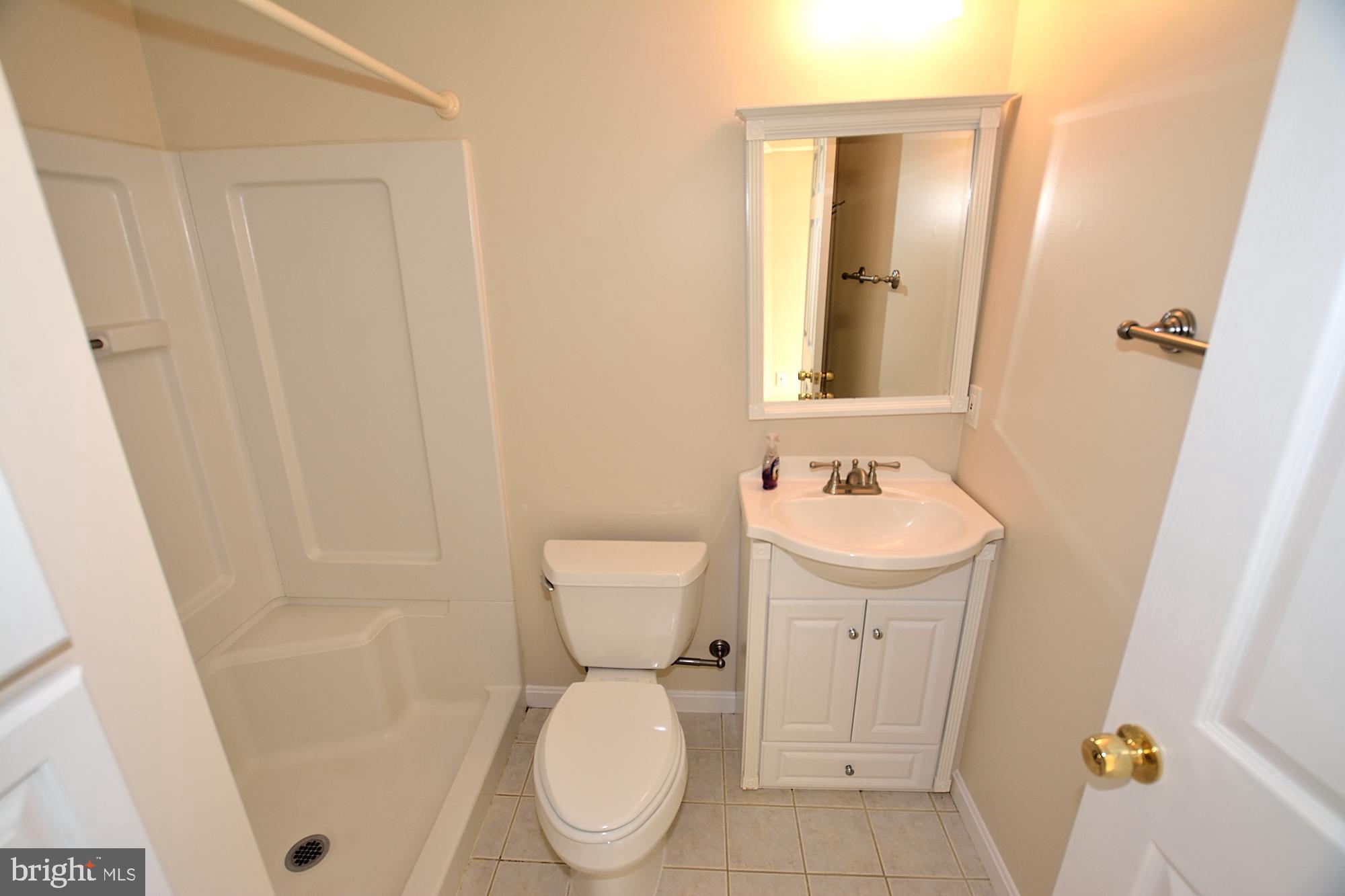 11278 Silo Road Marshall, VA 20115 - Photo 37 of 50 Full bath in lower level