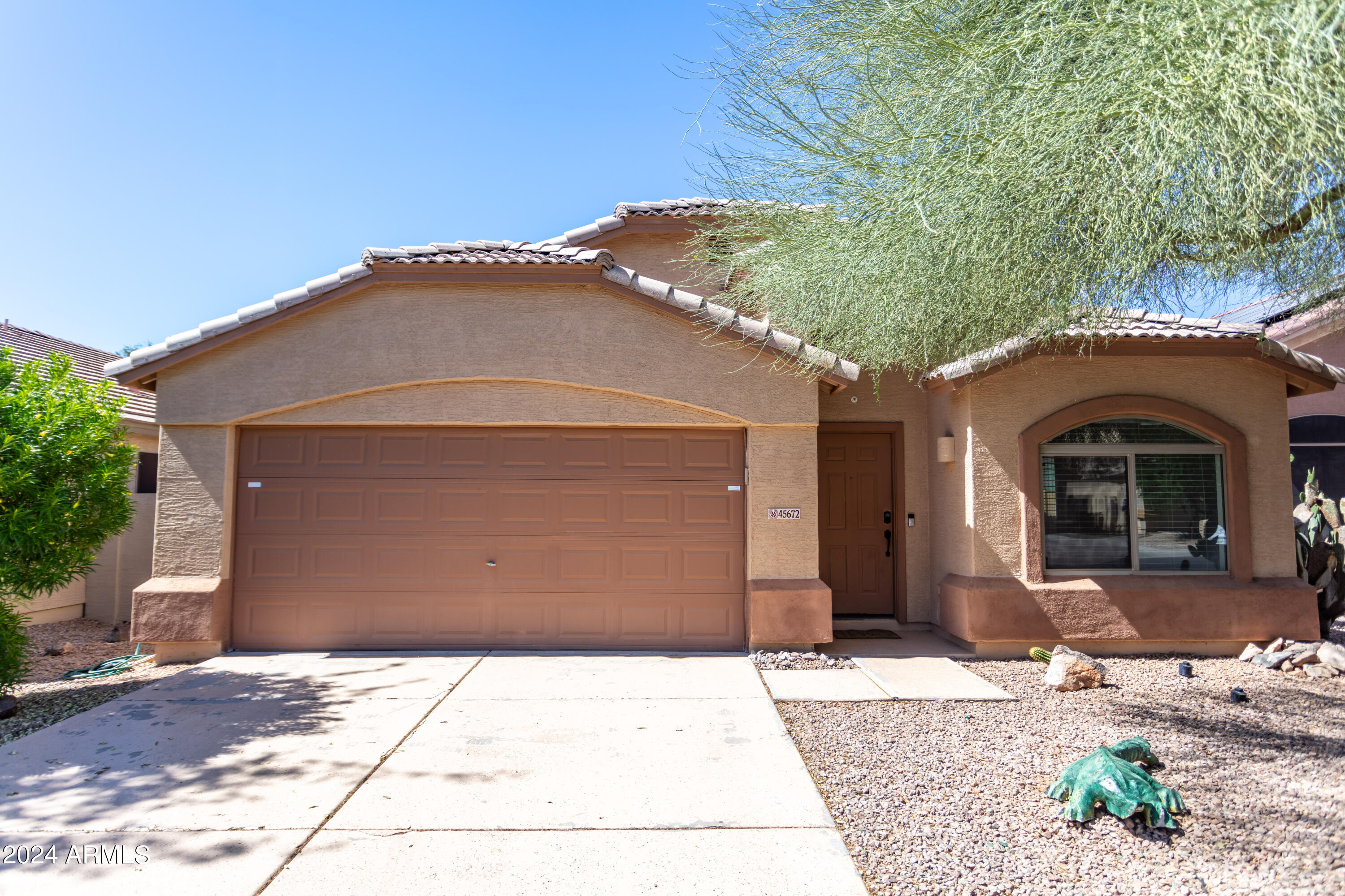 45672 West Sheridan Road Maricopa, AZ 85139 - Photo 1 of 35 01 Front