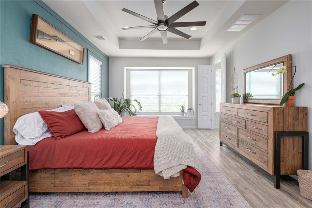 8001 Beacon Knob Way Austin, TX 78744 - Photo 12 of 39