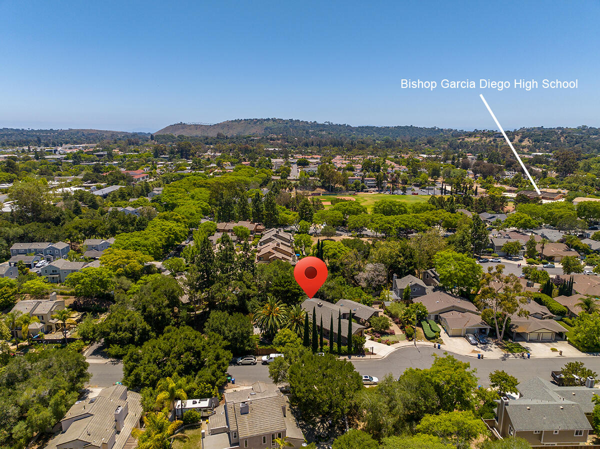 4009 Primavera Road Santa Barbara, CA 93110 - Photo 40 of 41 an aerial view of residential house with outdoor space and city view