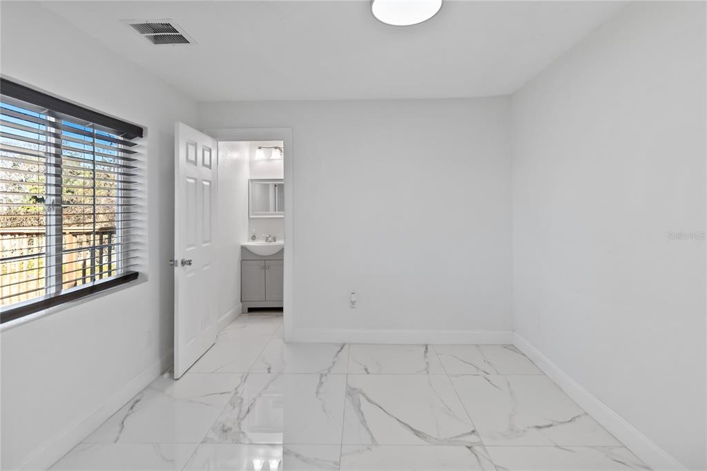 4014 Heatherington Road Orlando, FL 32808 - Photo 13 of 28