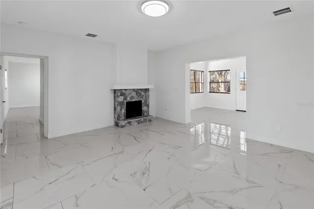 $2,895 | 4014 Heatherington Road, Orlando, FL 32808