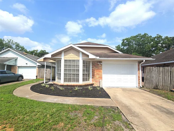 $1,695 | 11130 Thunderhaven Drive, Houston, TX 77064