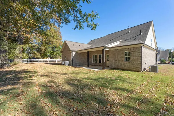 $570,000 | 50 Nebhut Lane, Rossville, TN 38066