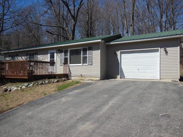 3911 Prouty Road Traverse City, MI 49686 - Photo 1 of 25 1797785.JPG