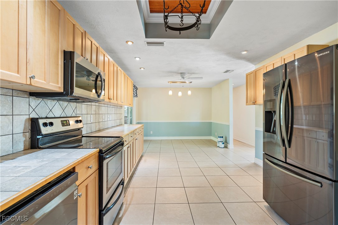18613 Oriole Road Fort Myers, FL 33967 - Photo 28 of 34 Gallery Image 28