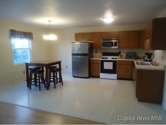 904 Helene Street Springfield, IL 62702 - Photo 7 of 7