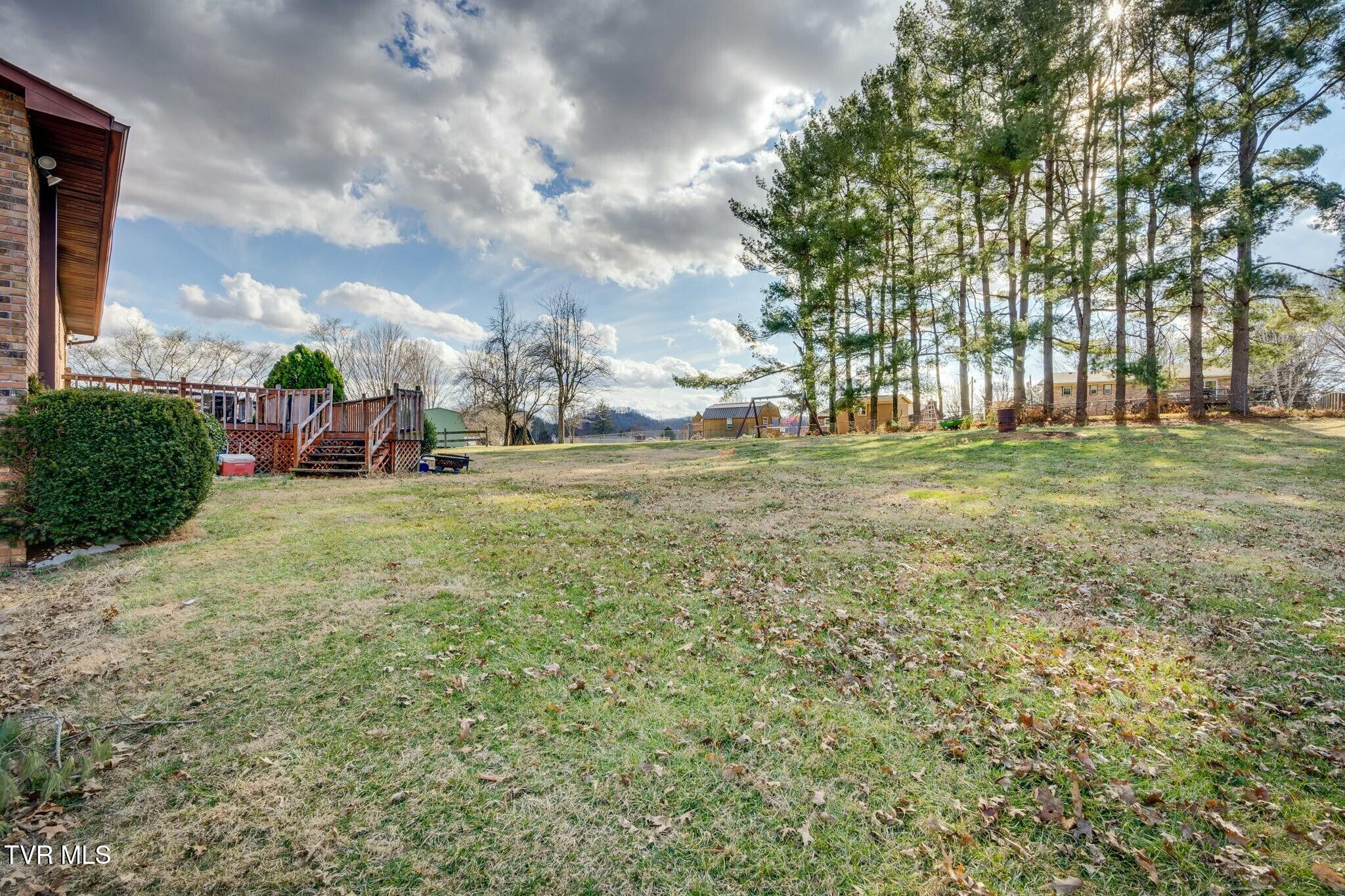 247 Carlton Road Bristol, TN 37620 - Photo 26 of 35 tempImage4pEHF0