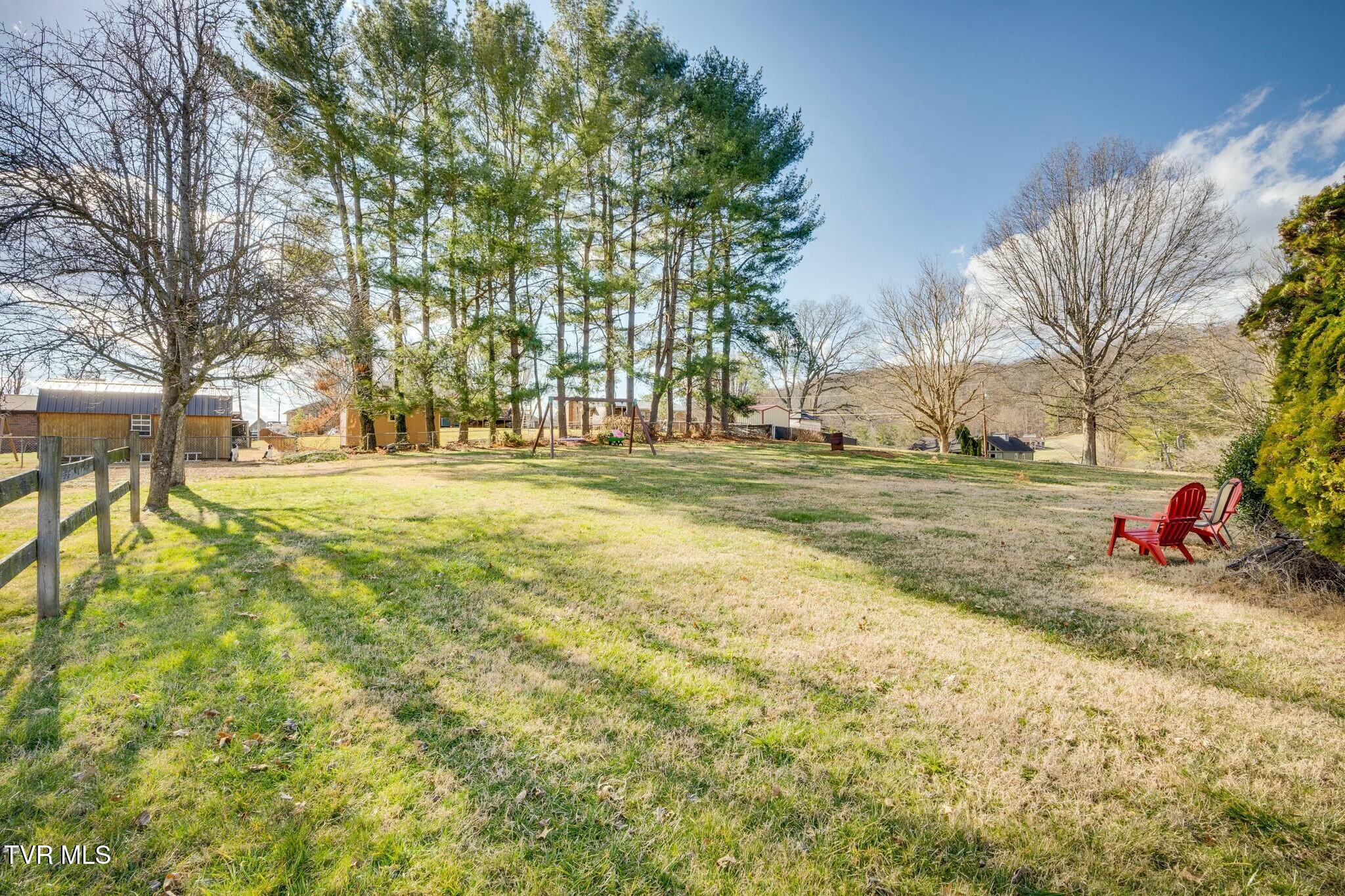 247 Carlton Road Bristol, TN 37620 - Photo 30 of 35 tempImage2P8NaK