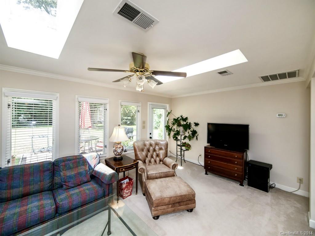1140 Turnbridge Road Charlotte, NC 28226 - Photo 6 of 24 Gallery Image 6